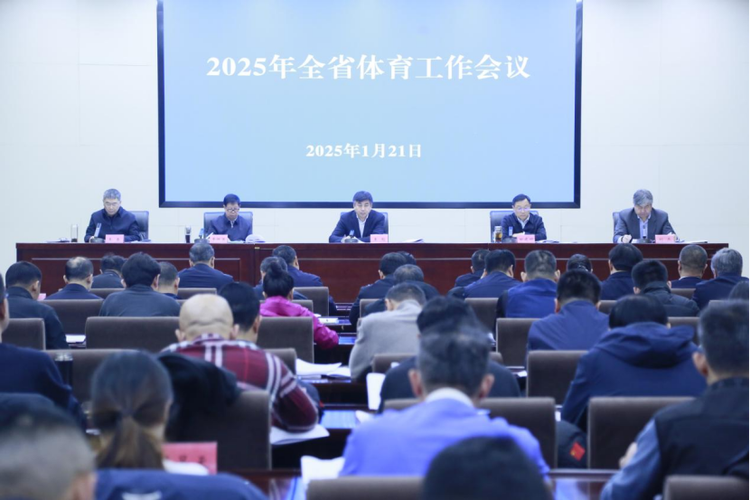 雄厚的球员