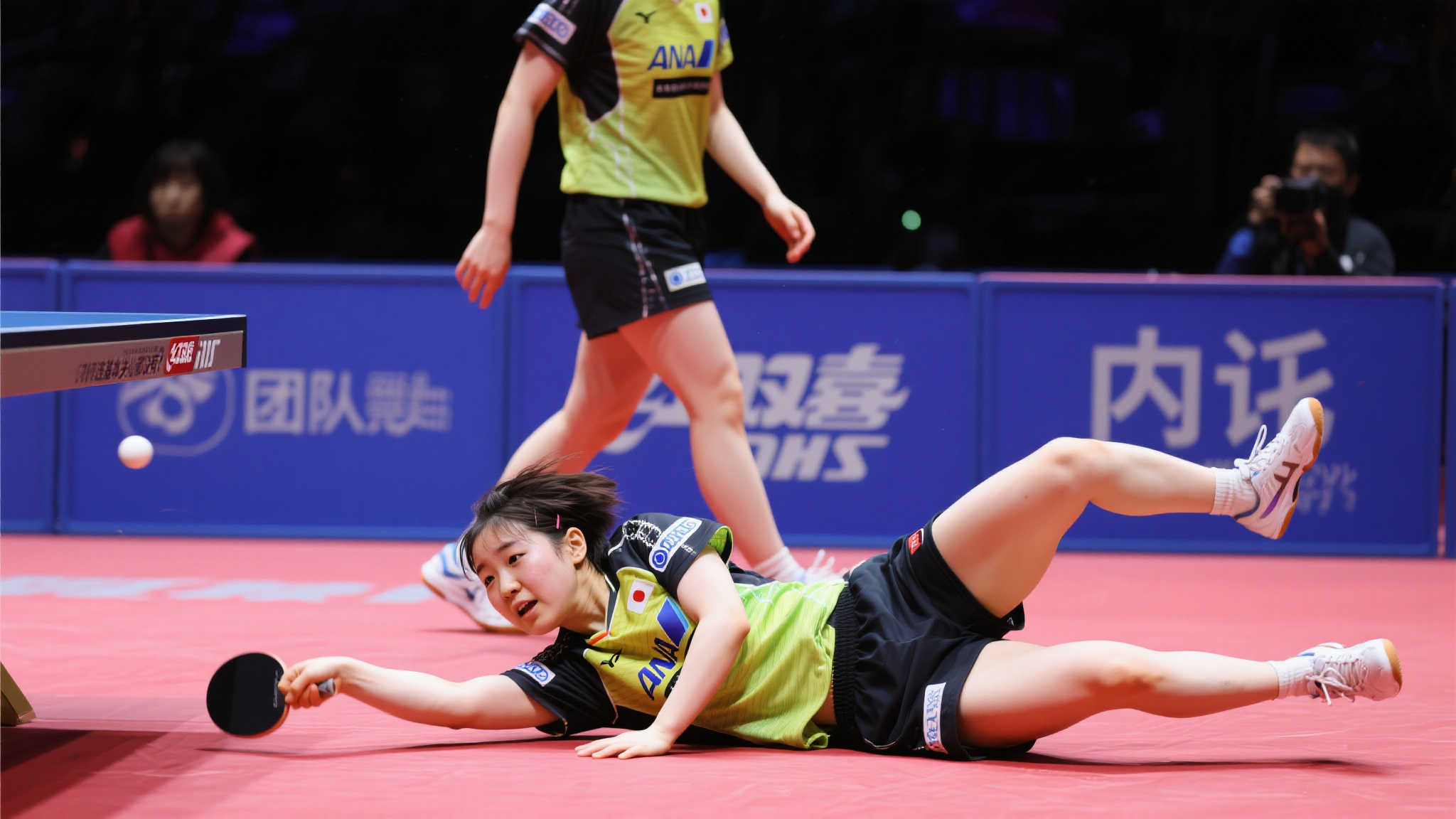 虽然在比赛 虽然在比赛